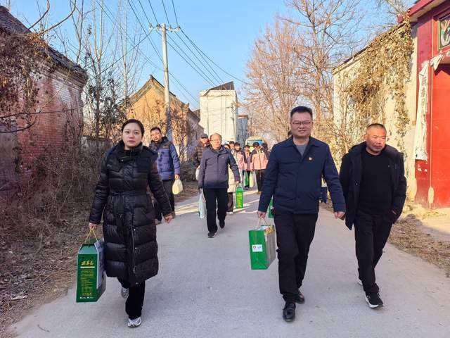 院医药学院党总支开展主题党日活动凯发国际平台河南应用技术职业学(图2)